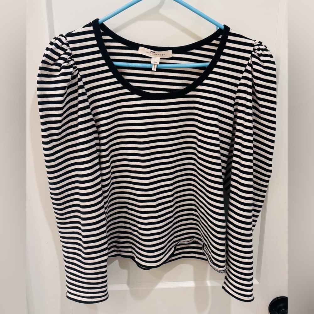 Marc Jacobs Black & White Striped Puff Sleeve Top. Size Medium in mint condition